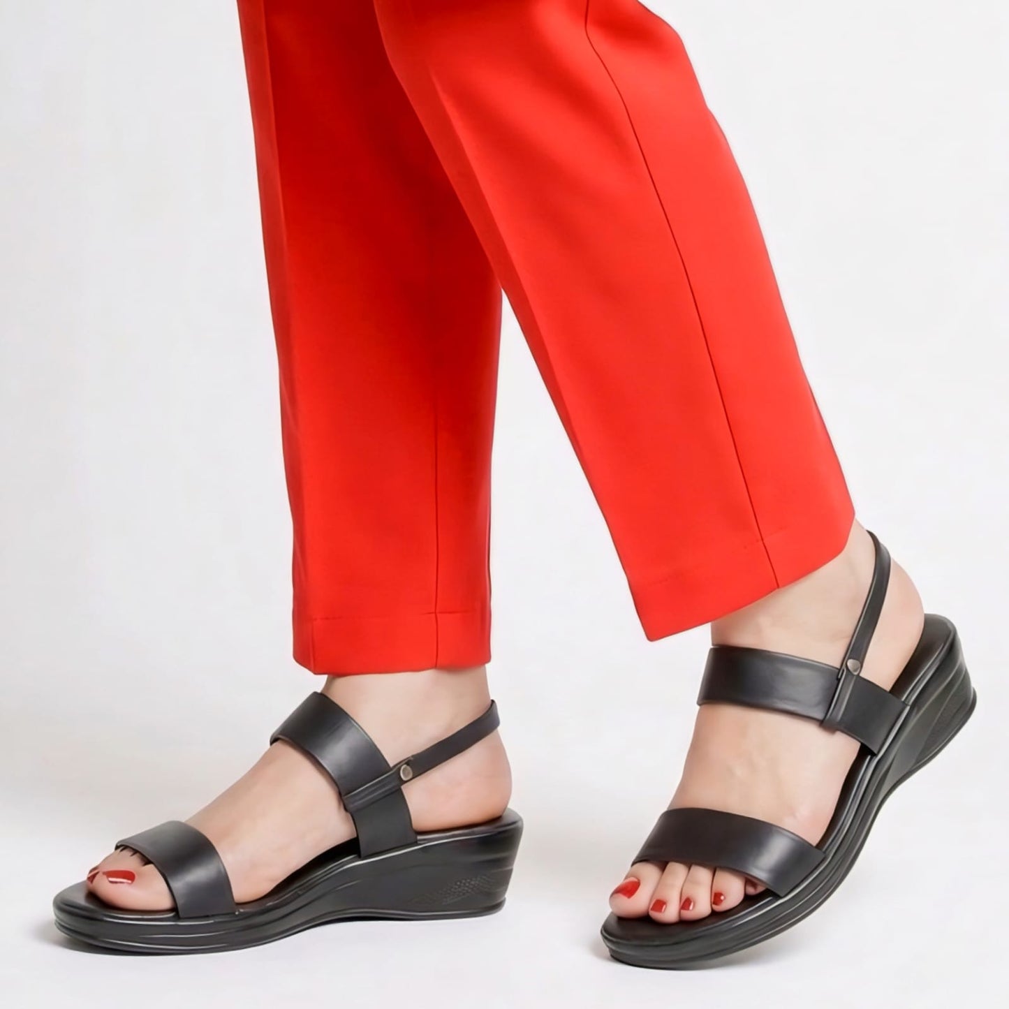 ✨LADIES DOUBLE SOLE SANDALS PREMIUM QUILTY✨